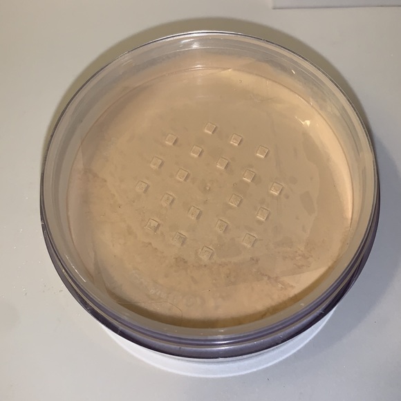 La Mer 05 Translucent La Poudre RARE Discontinued - Picture 3 of 11